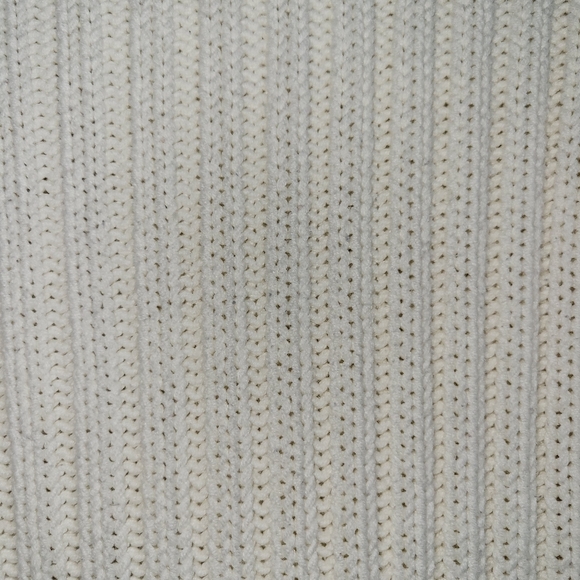 Caribbean Joe Cropped Cream Cable Knit Sweater.  Mother of Pearl Buttons  XL - Picture 5 of 6